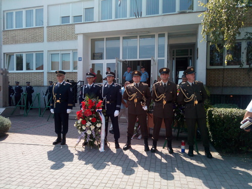 naslovna-policija