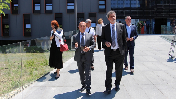 Ministar Fuch posjetio osječko Sveučilište