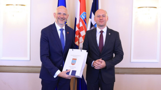 Veleposlanik V. Britanije
