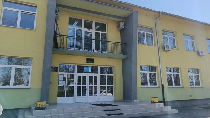 oš kneževi vinogradi